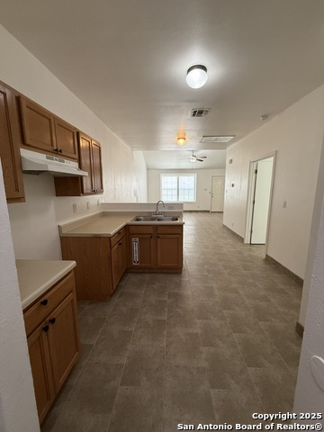 Image 5 of 18 For 118 Drury Ln