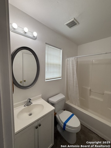 Image 9 of 18 For 118 Drury Ln