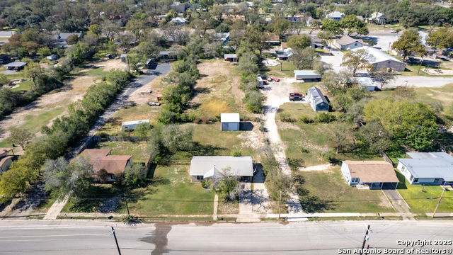 Image 20 of 27 For 733 Camp N 