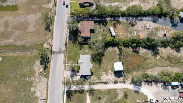 Image 22 of 27 For 733 Camp N 