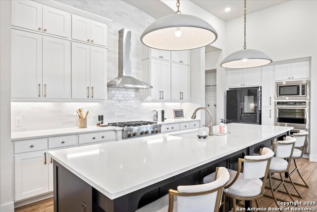 Image 15 of 47 For 2141 Glendon