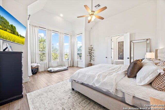 Image 19 of 47 For 2141 Glendon