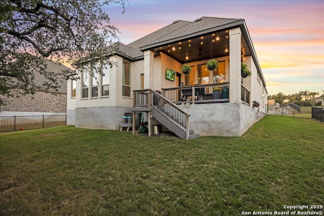 Image 37 of 47 For 2141 Glendon