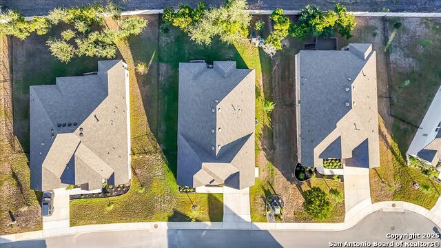 Image 43 of 47 For 2141 Glendon