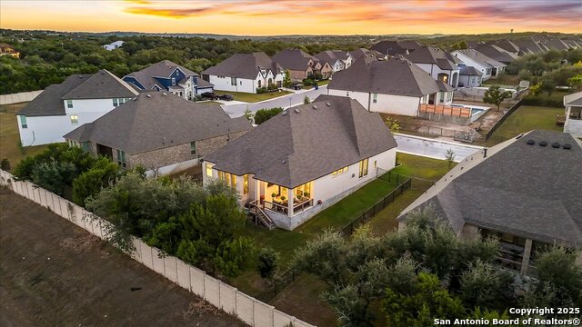 Image 46 of 47 For 2141 Glendon