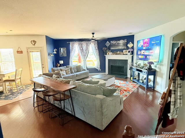 Image 5 of 13 For 12135 Treewell