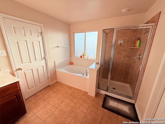 Image 9 of 13 For 12135 Treewell