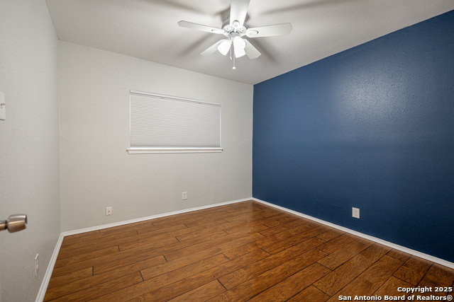 Image 10 of 17 For 4530 Hidden Creek