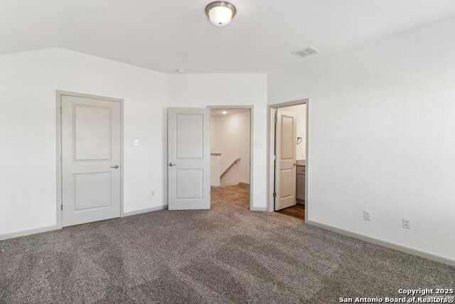 Image 18 of 76 For 12352 Montgomery Forest