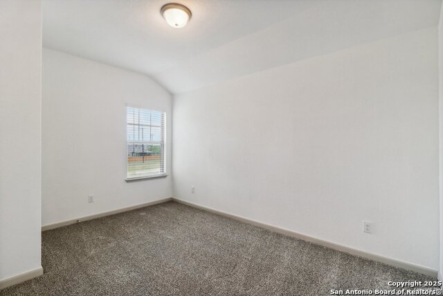 Image 29 of 76 For 12352 Montgomery Forest