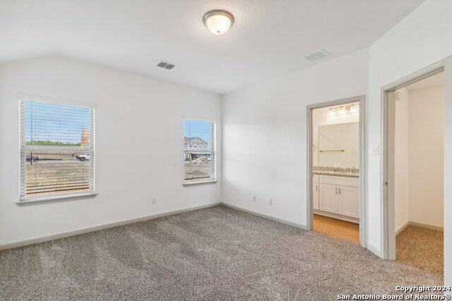 Image 26 of 39 For 12356 Montgomery Forest