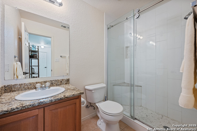 Image 17 of 21 For 3202 Eisenhauer  702