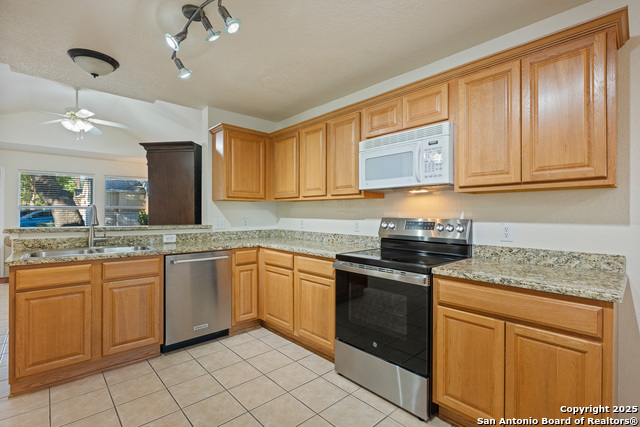 Image 6 of 21 For 3202 Eisenhauer  702