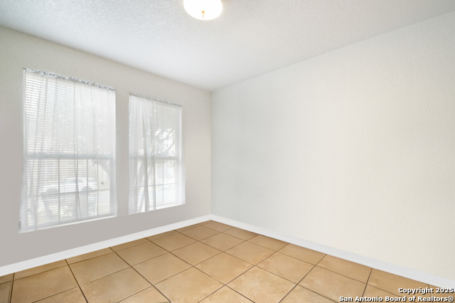 Image 13 of 17 For 11030 Vollmer