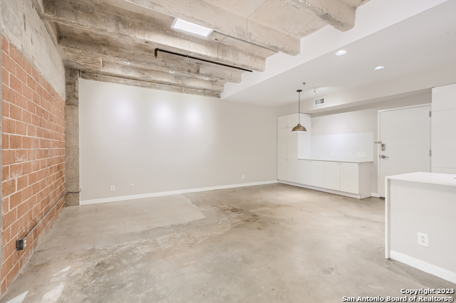 Image 12 of 36 For 1115 Alamo St S 2302