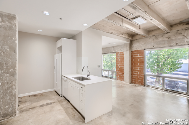 Image 18 of 36 For 1115 Alamo St S 2302