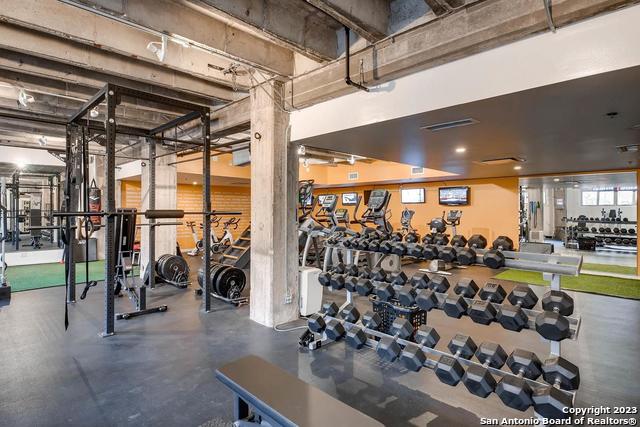 Image 28 of 36 For 1115 Alamo St S 2302