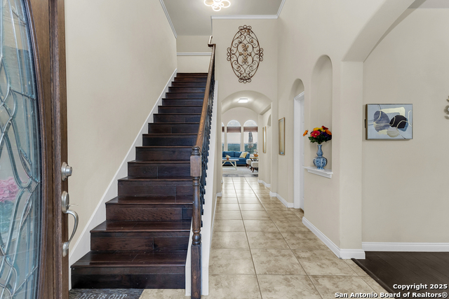 Image 21 of 33 For 23023 Fairway Brg