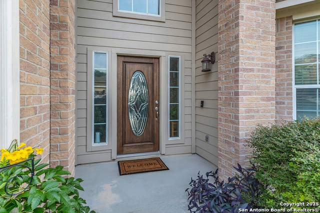 Image 5 of 33 For 23023 Fairway Brg