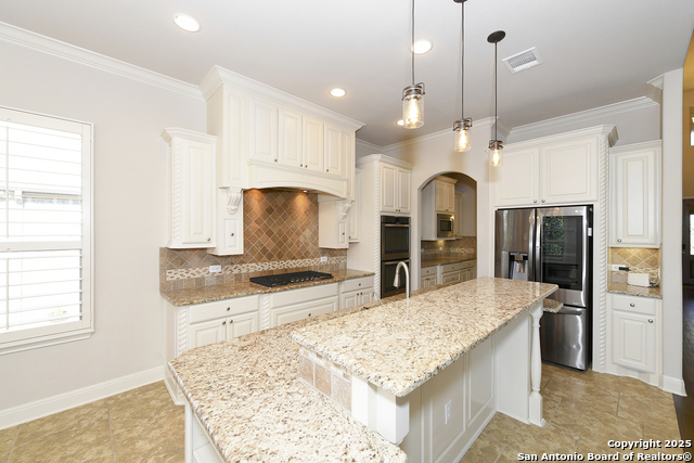 Image 13 of 50 For 26339 Tawny Way