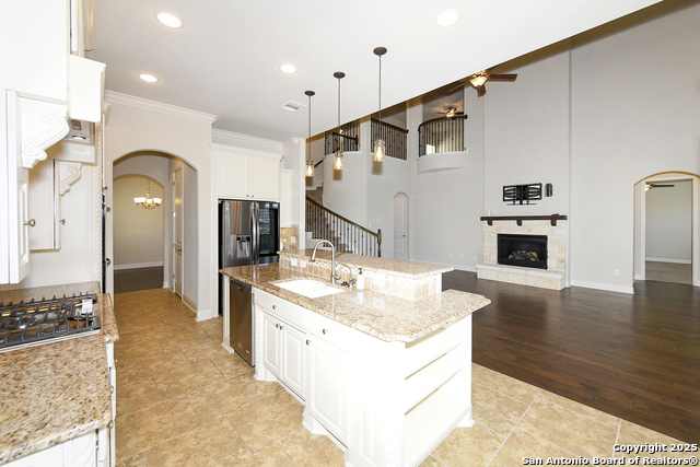 Image 16 of 50 For 26339 Tawny Way