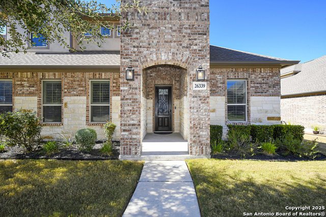 Image 4 of 50 For 26339 Tawny Way