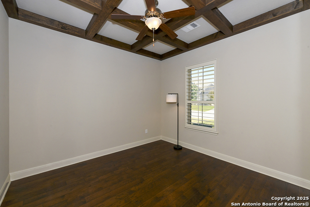 Image 6 of 50 For 26339 Tawny Way