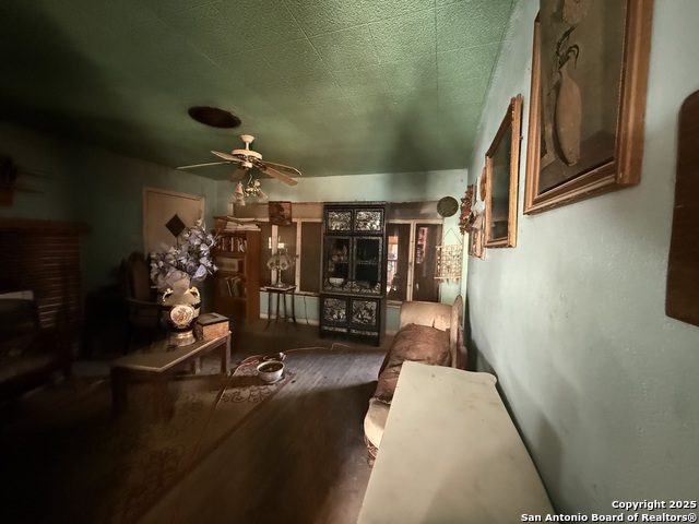 Image 12 of 40 For 550 Spur