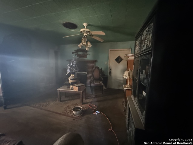 Image 14 of 40 For 550 Spur