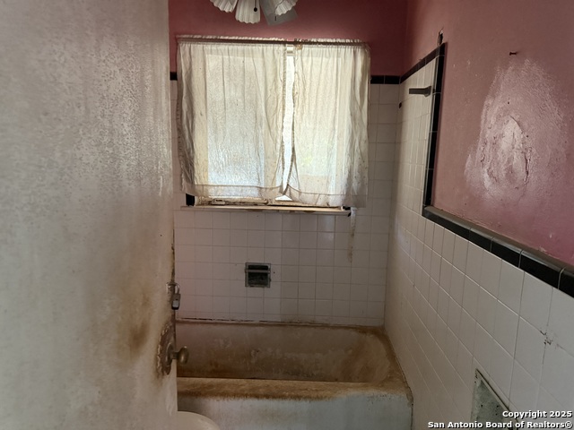 Image 18 of 40 For 550 Spur