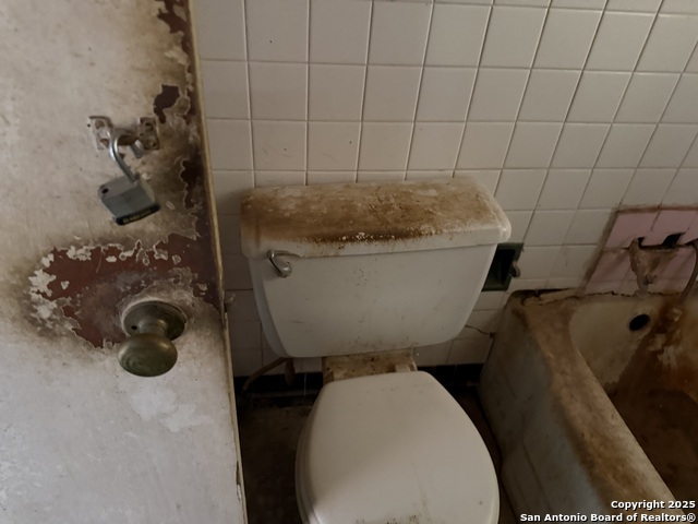 Image 21 of 40 For 550 Spur