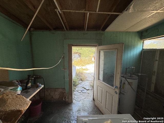 Image 23 of 40 For 550 Spur