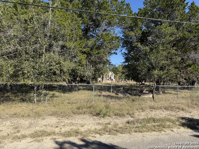 Image 28 of 40 For 550 Spur