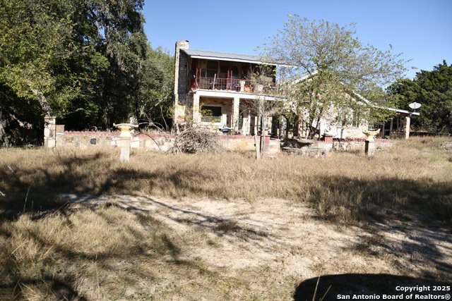 Image 37 of 40 For 550 Spur