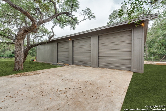 Image 10 of 38 For 1071 Diamondhead