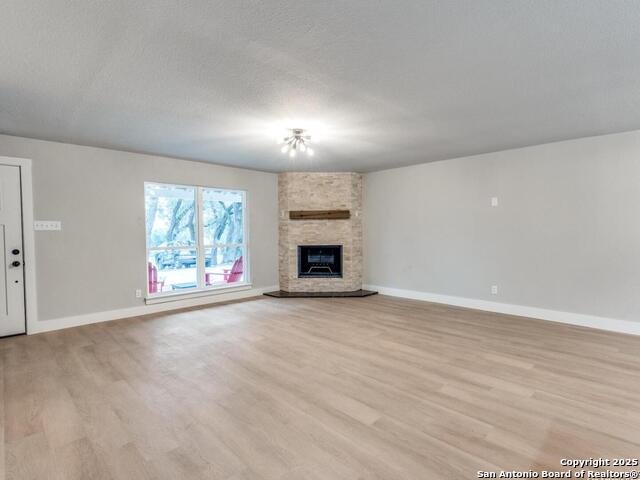 Image 15 of 38 For 1071 Diamondhead