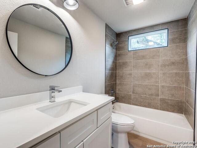 Image 24 of 38 For 1071 Diamondhead