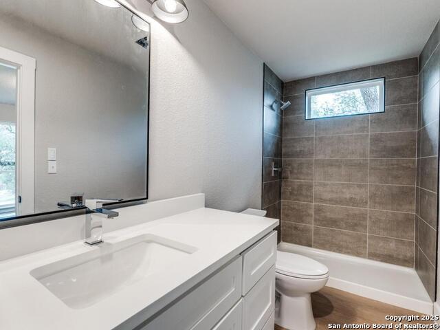 Image 29 of 38 For 1071 Diamondhead