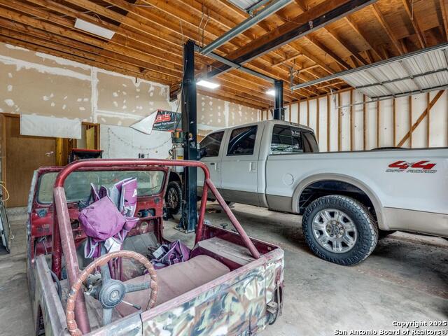 Image 30 of 38 For 1071 Diamondhead