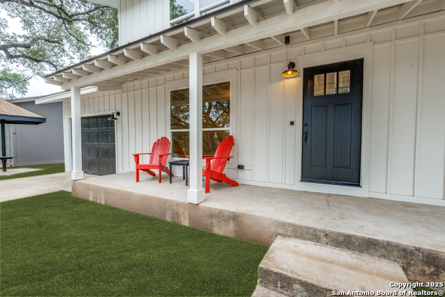 Image 6 of 38 For 1071 Diamondhead