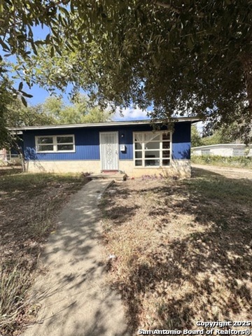 Image 4 of 13 For 139 Crawford