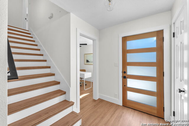 Image 10 of 54 For 13607 Dutch Myrtle