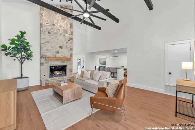 Image 12 of 54 For 13607 Dutch Myrtle