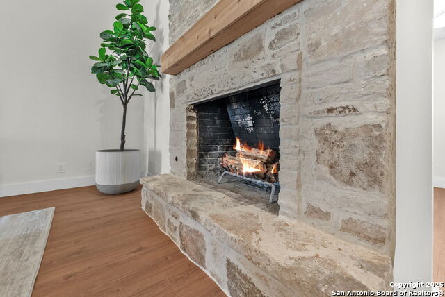 Image 13 of 54 For 13607 Dutch Myrtle