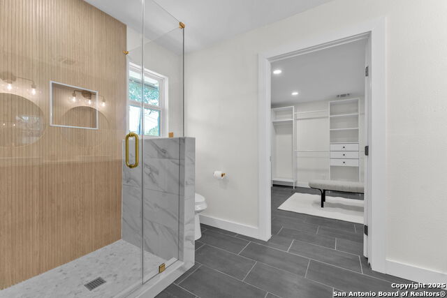 Image 27 of 54 For 13607 Dutch Myrtle