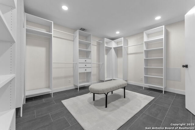 Image 30 of 54 For 13607 Dutch Myrtle