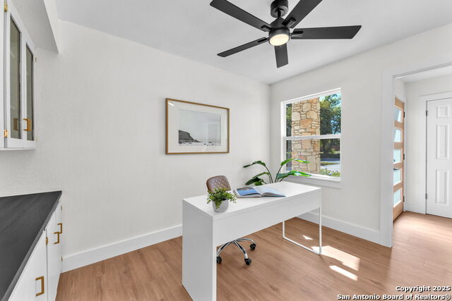 Image 39 of 54 For 13607 Dutch Myrtle