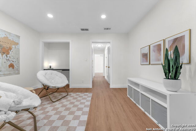 Image 40 of 54 For 13607 Dutch Myrtle