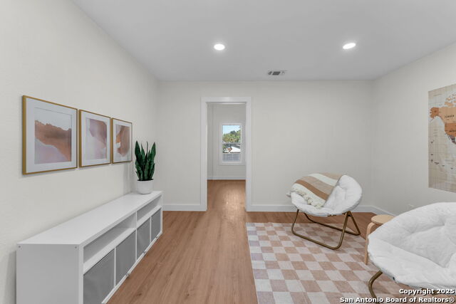 Image 44 of 54 For 13607 Dutch Myrtle