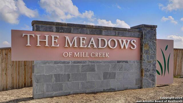 Listing photo id 6 for 1820 Windward Way